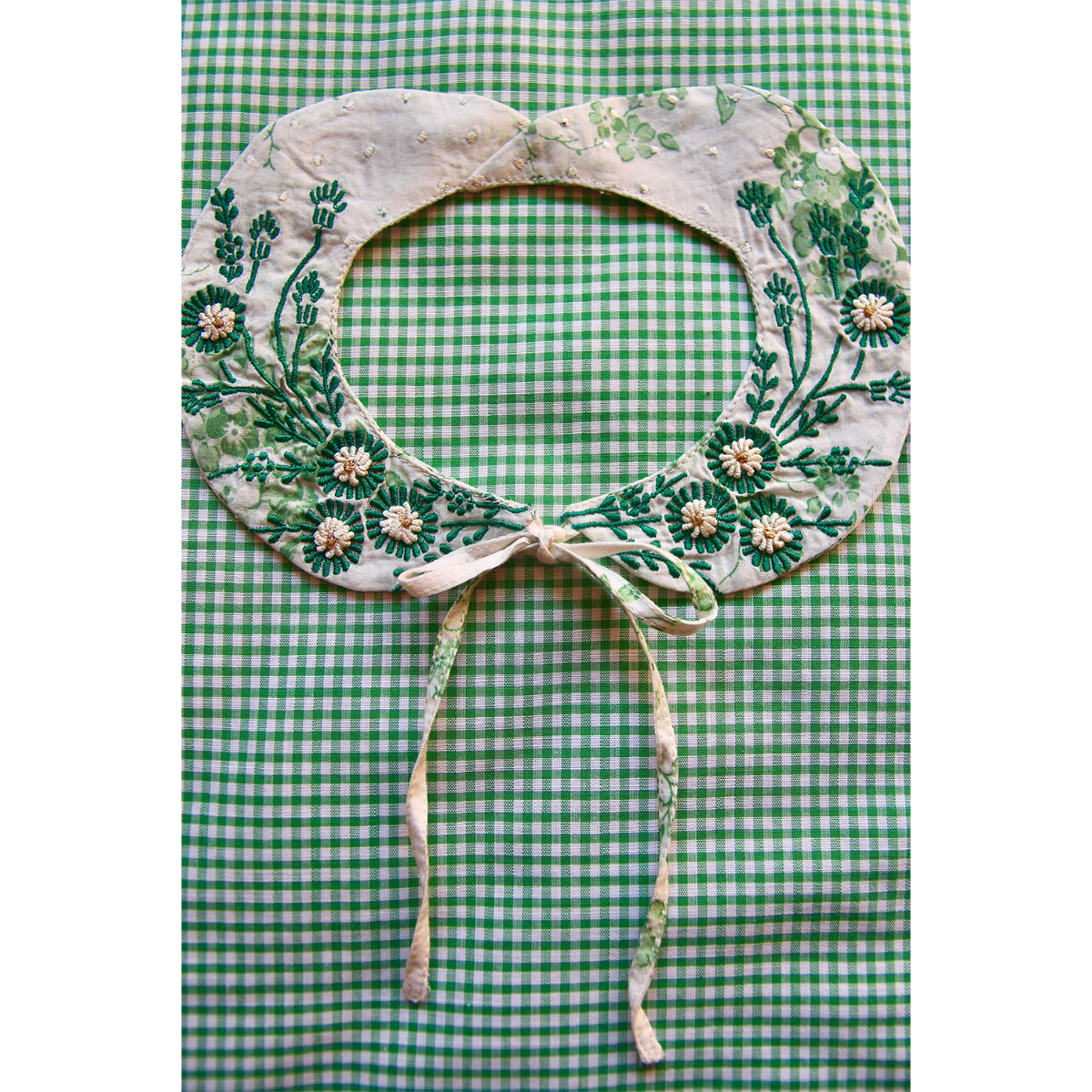 Embroidered collar(Green flower print cotton/viscose)