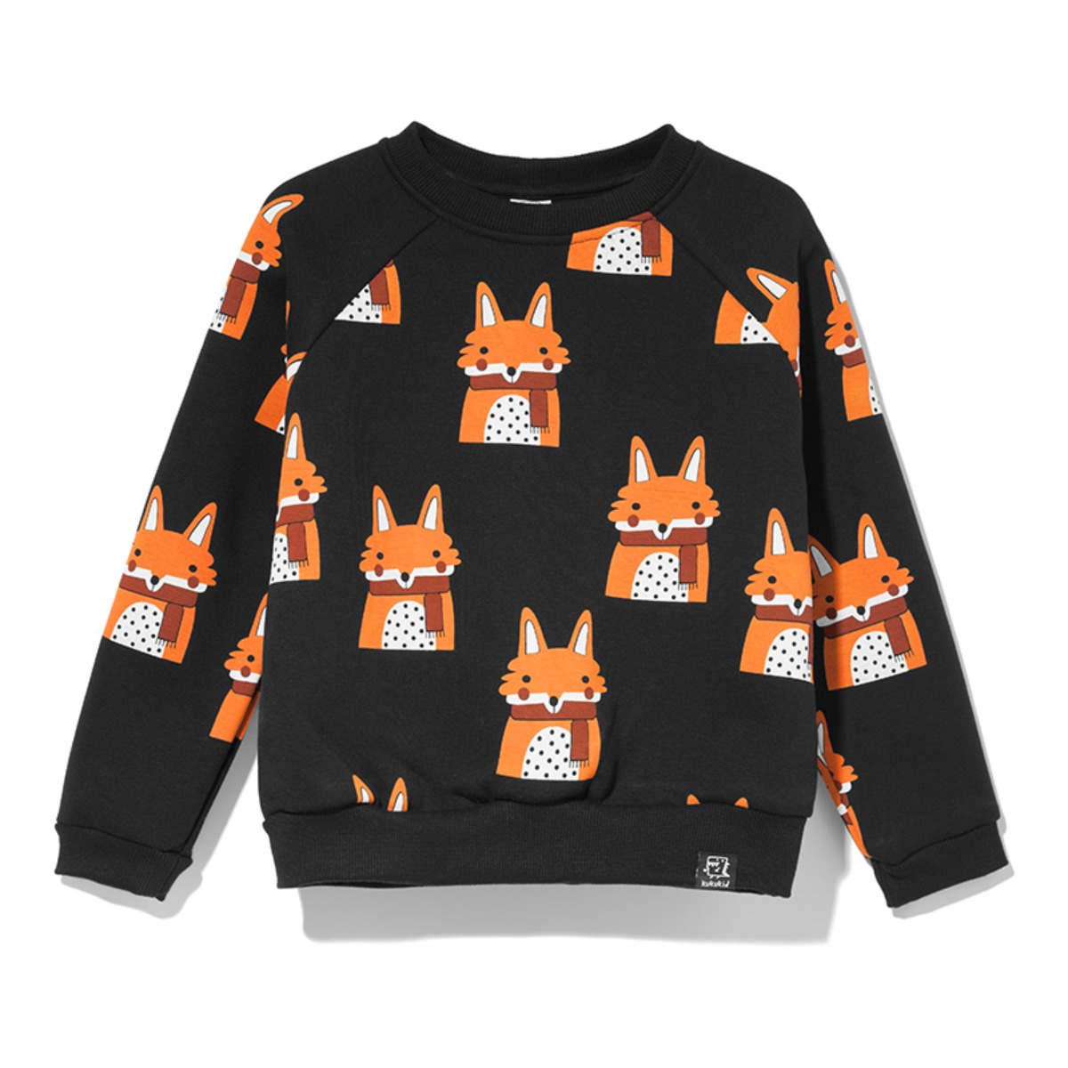 sweatshirt/black fox