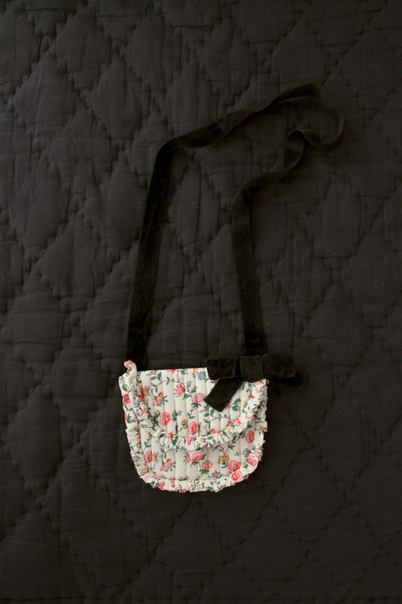 QUILTED POUCH BAG /Ivory flower print - Corduroy