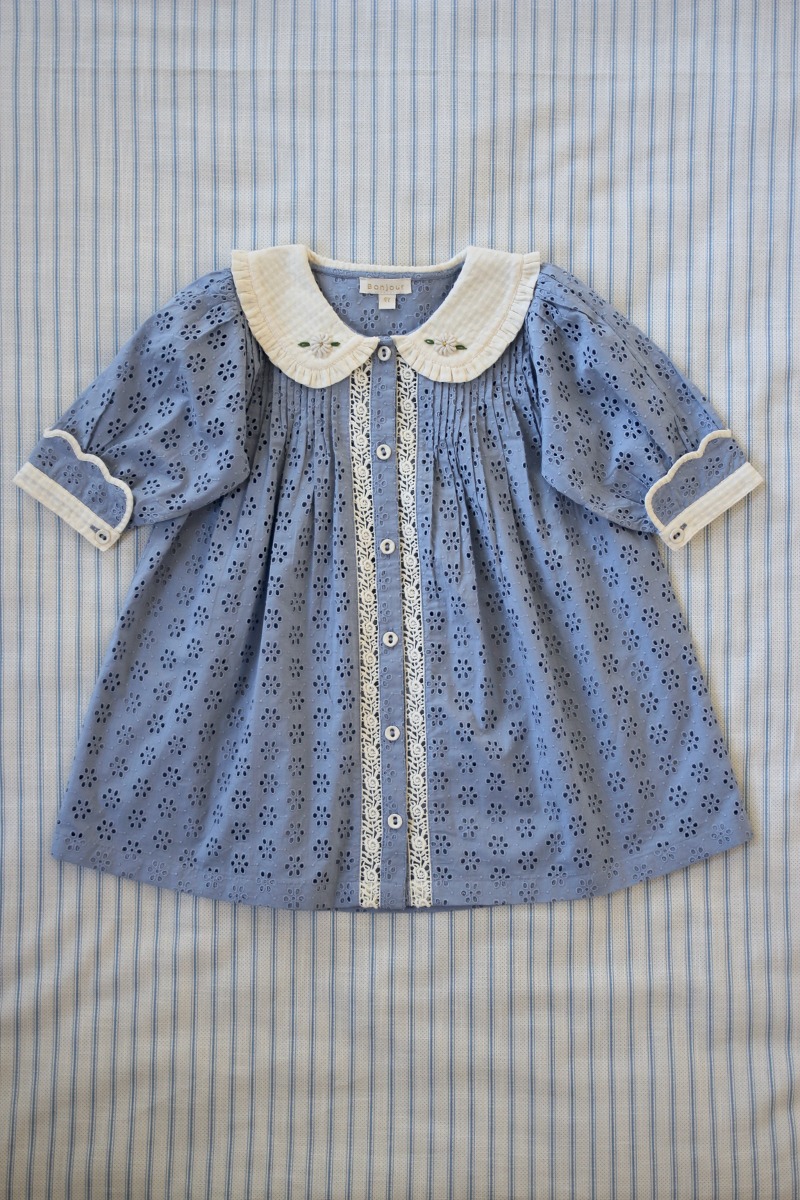 MADELEINE TUNIQUE (Blue broderie anglaise organic voile)